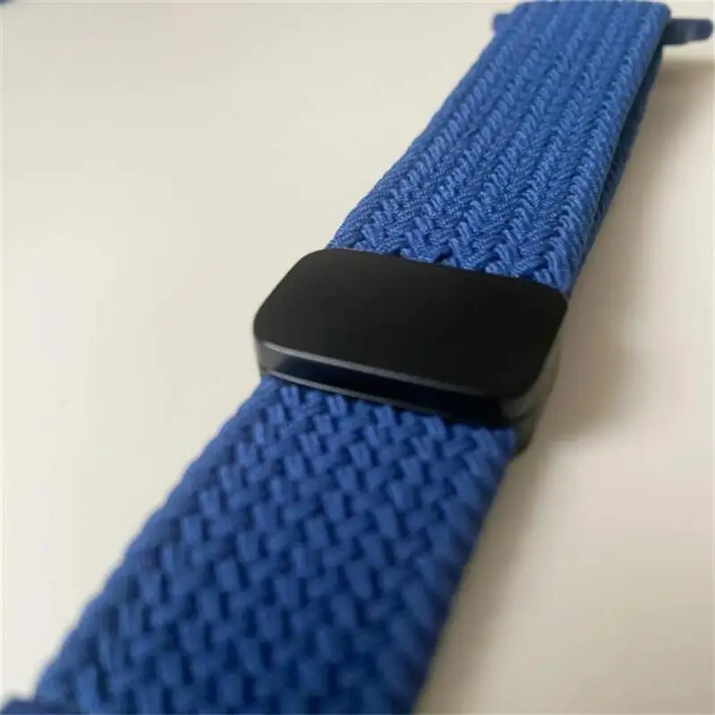 حزام مضفر لساعة أبل 44 مللي مت - مراجعة Solo Loop Strap وسعره